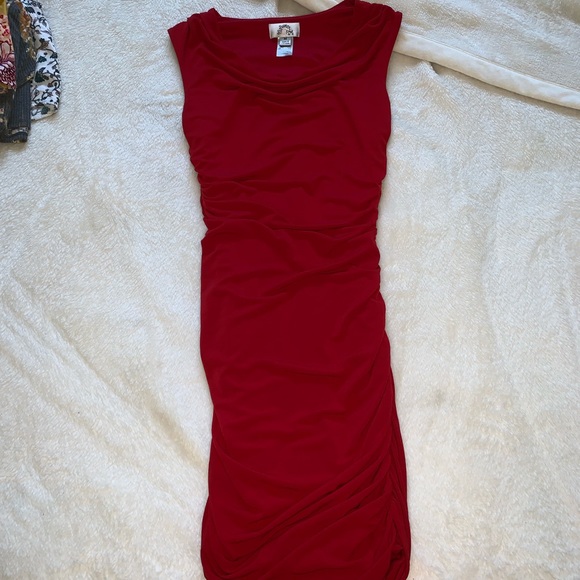 Formal Body con-like dress - Picture 1 of 2